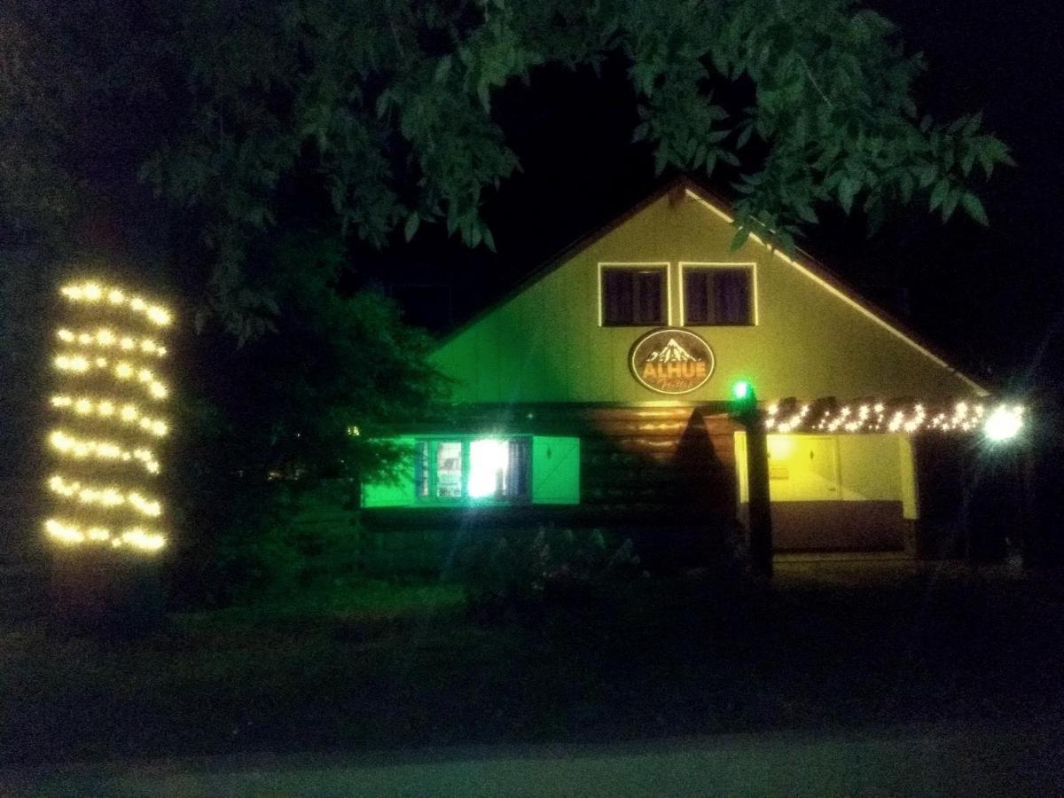 Alhue Patagonia Hostel San Martín de los Andes Eksteriør bilde